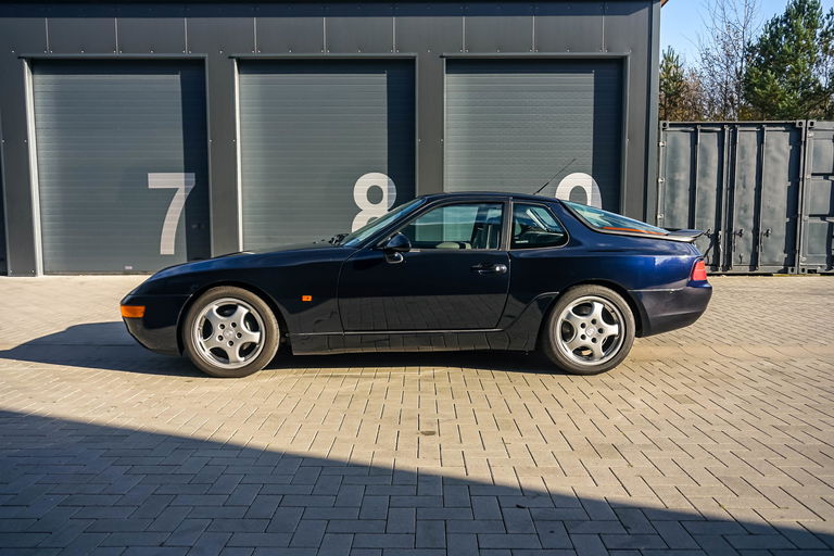 Porsche 968