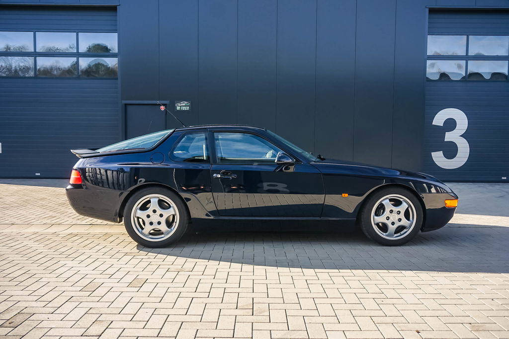 Porsche 968