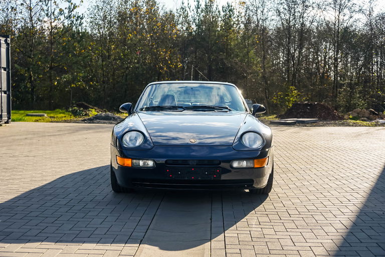 Porsche 968