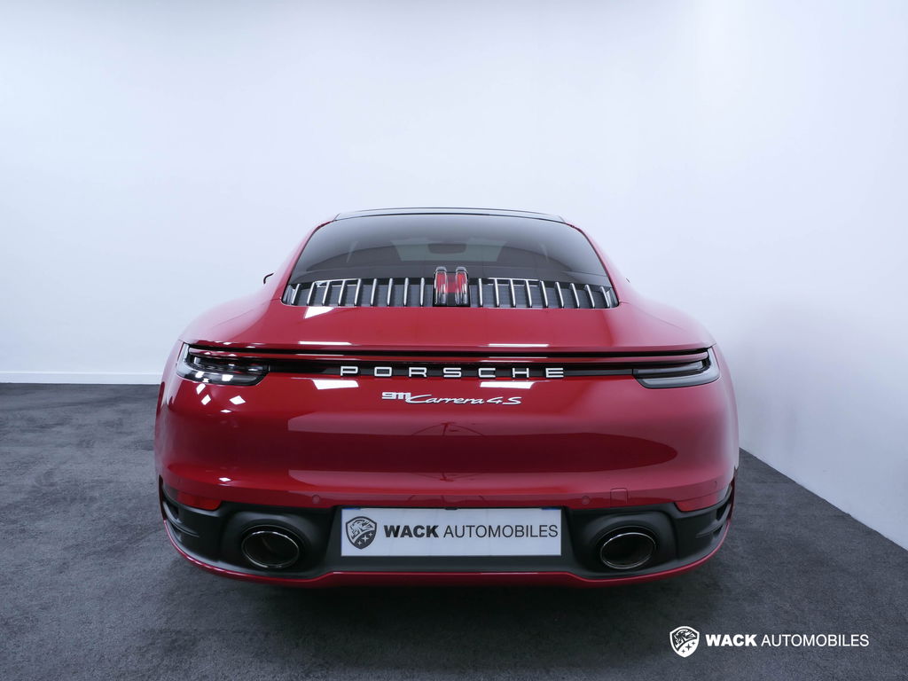 Porsche 992 Carrera 4S
