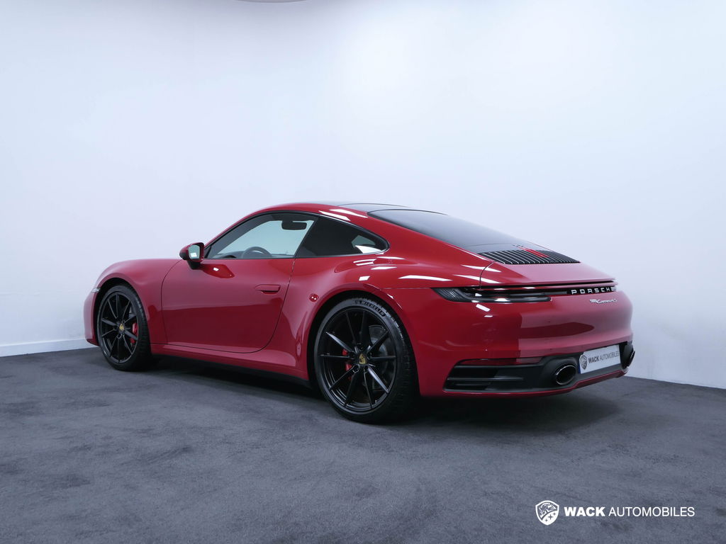 Porsche 992 Carrera 4S