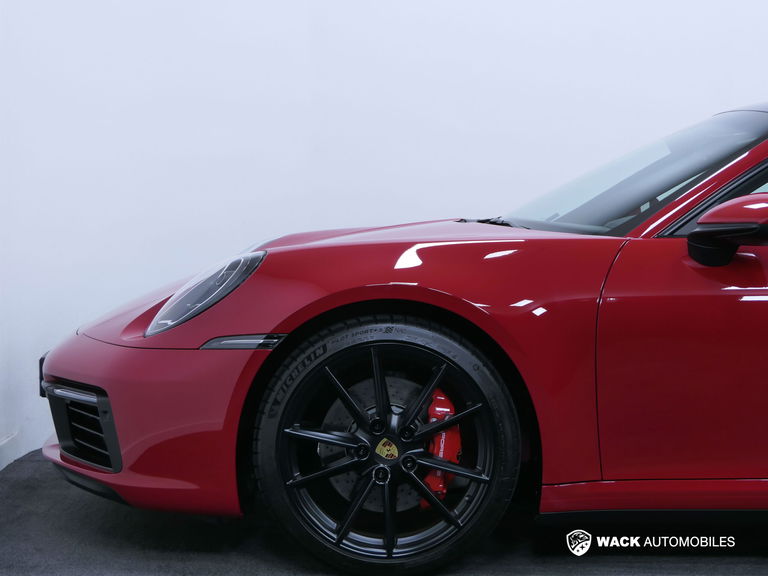 Porsche 992 Carrera 4S