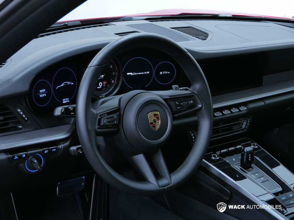 Porsche 992 Carrera 4S