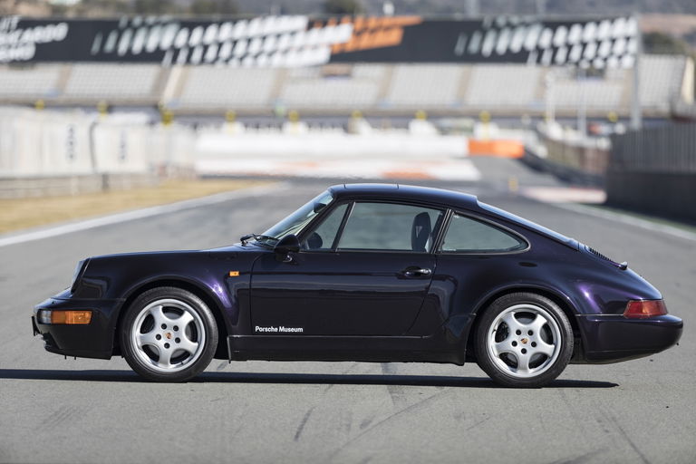 Porsche 964 portrait – Facts & Specifications