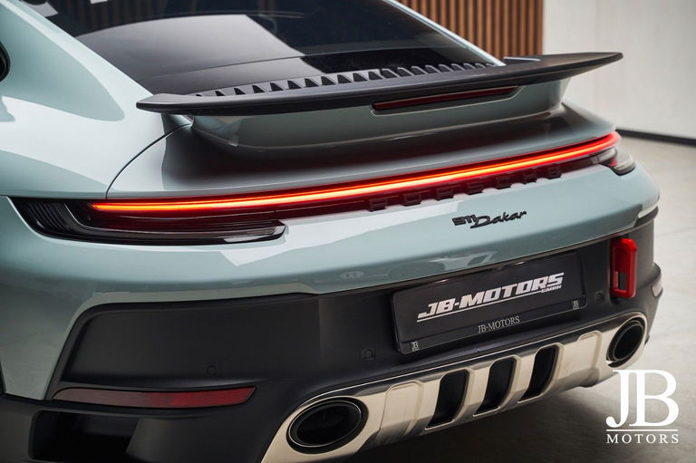 Porsche 911 Dakar