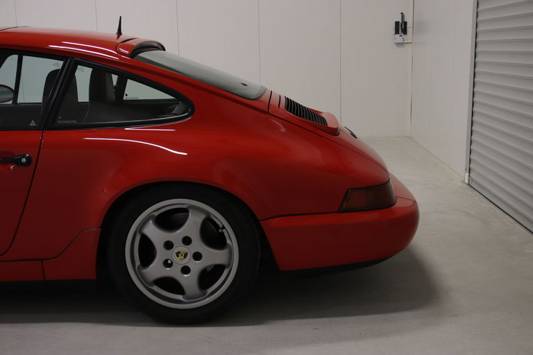 Porsche 964 Carrera 4