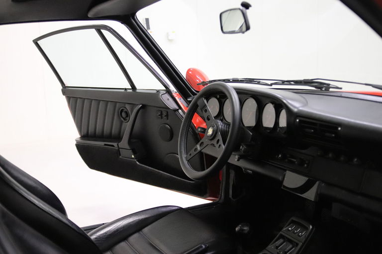 Porsche 964 Carrera 4