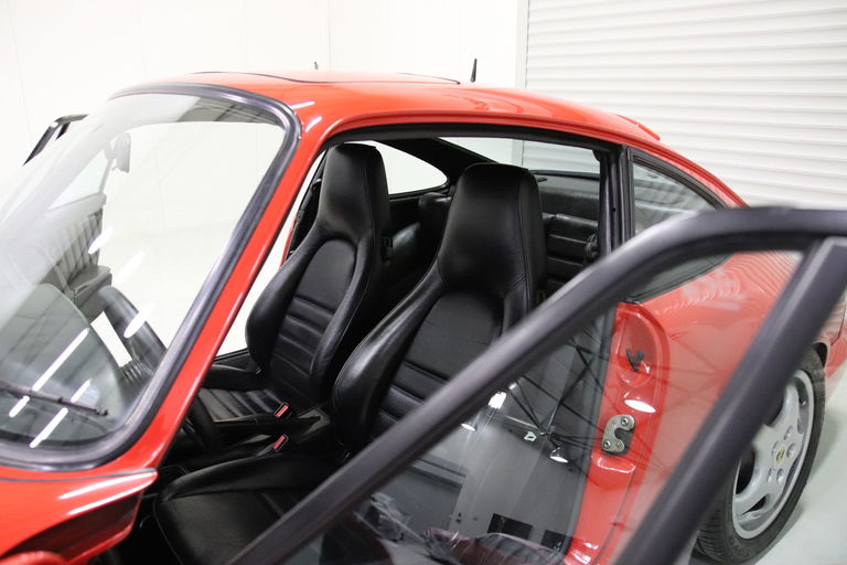 Porsche 964 Carrera 4