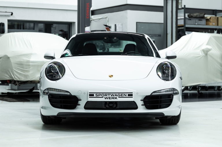 Porsche 991 Carrera