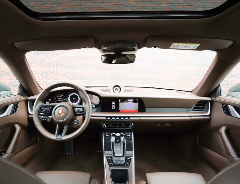 Porsche 992 Carrera 4S