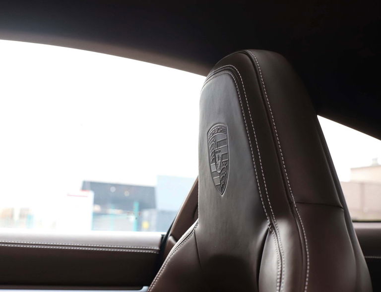 Porsche 992 Carrera 4S