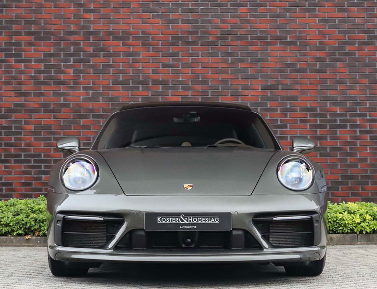 Porsche 992 Carrera 4S