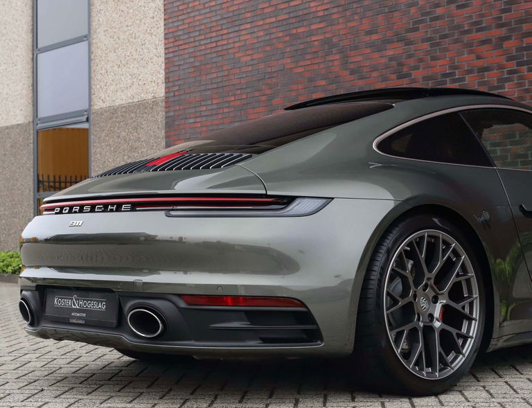 Porsche 992 Carrera 4S