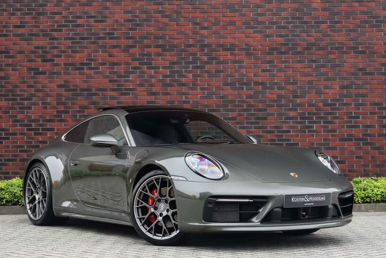 Porsche 992 Carrera 4S