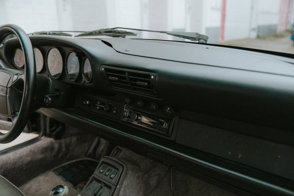 Porsche 964 Carrera 2