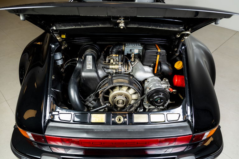 Porsche 911 Carrera 3.2 Speedster