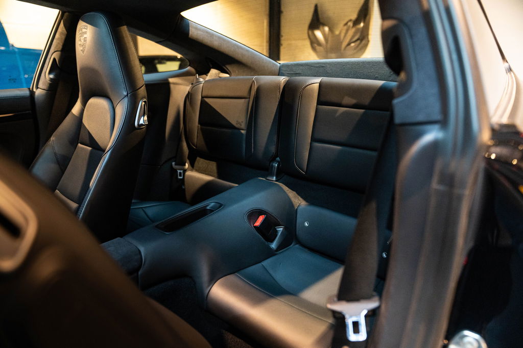 Porsche 991 Carrera Black Edition