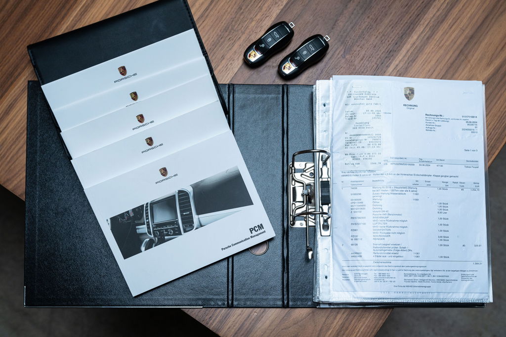 Porsche 991 Carrera Black Edition