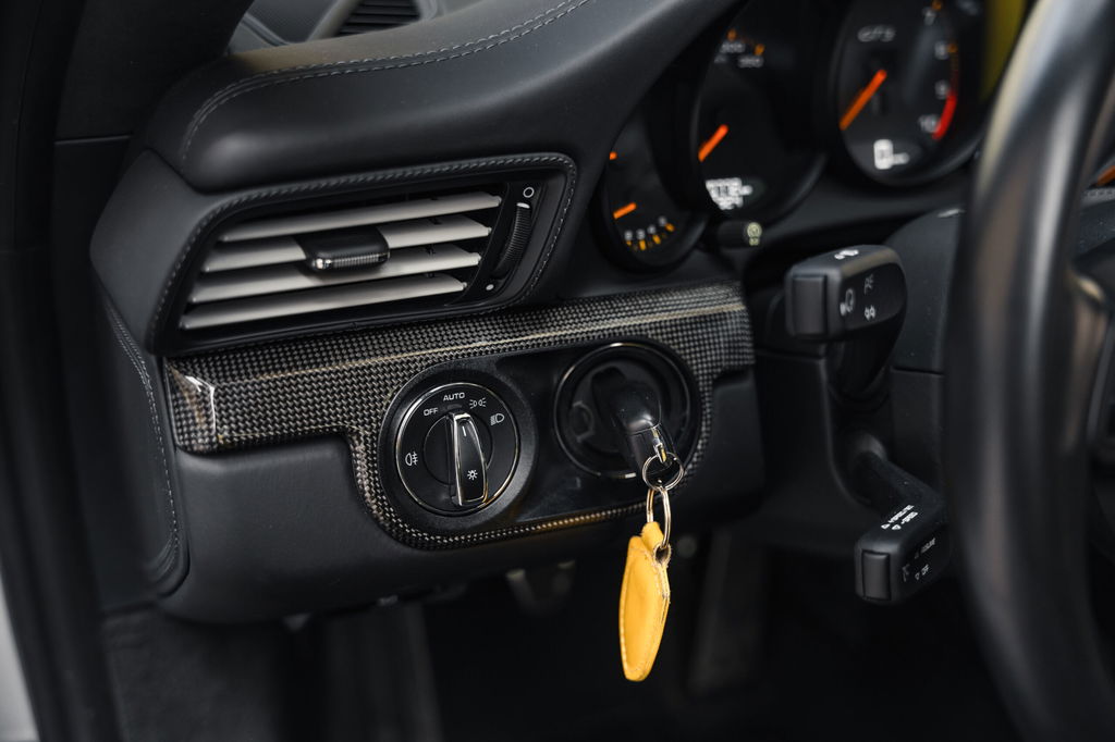 Porsche 991 GT3 Touring