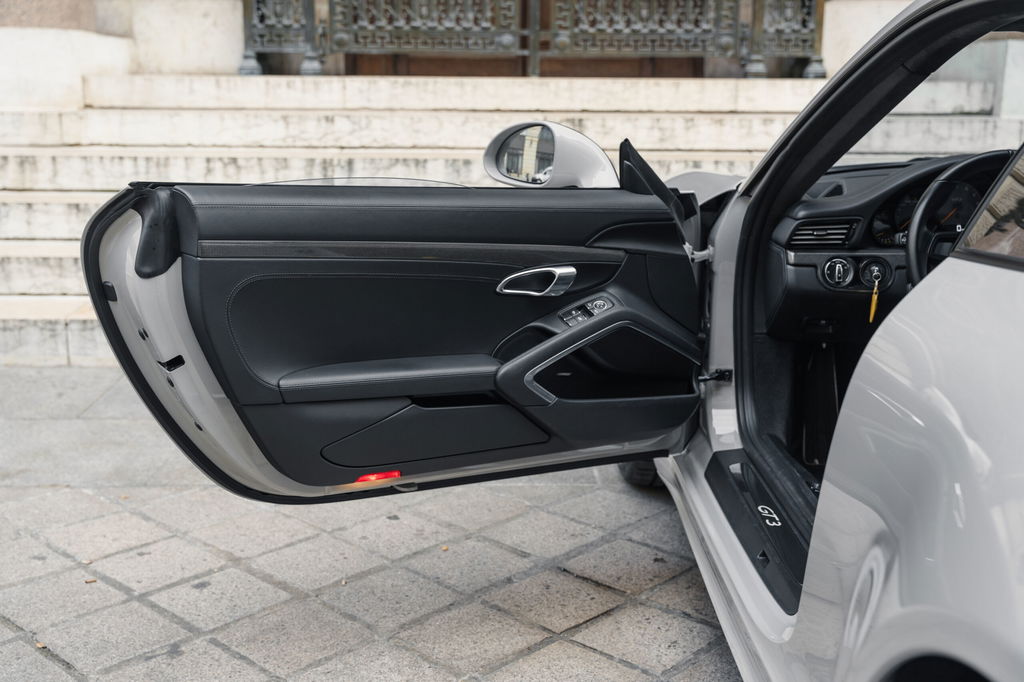 Porsche 991 GT3 Touring