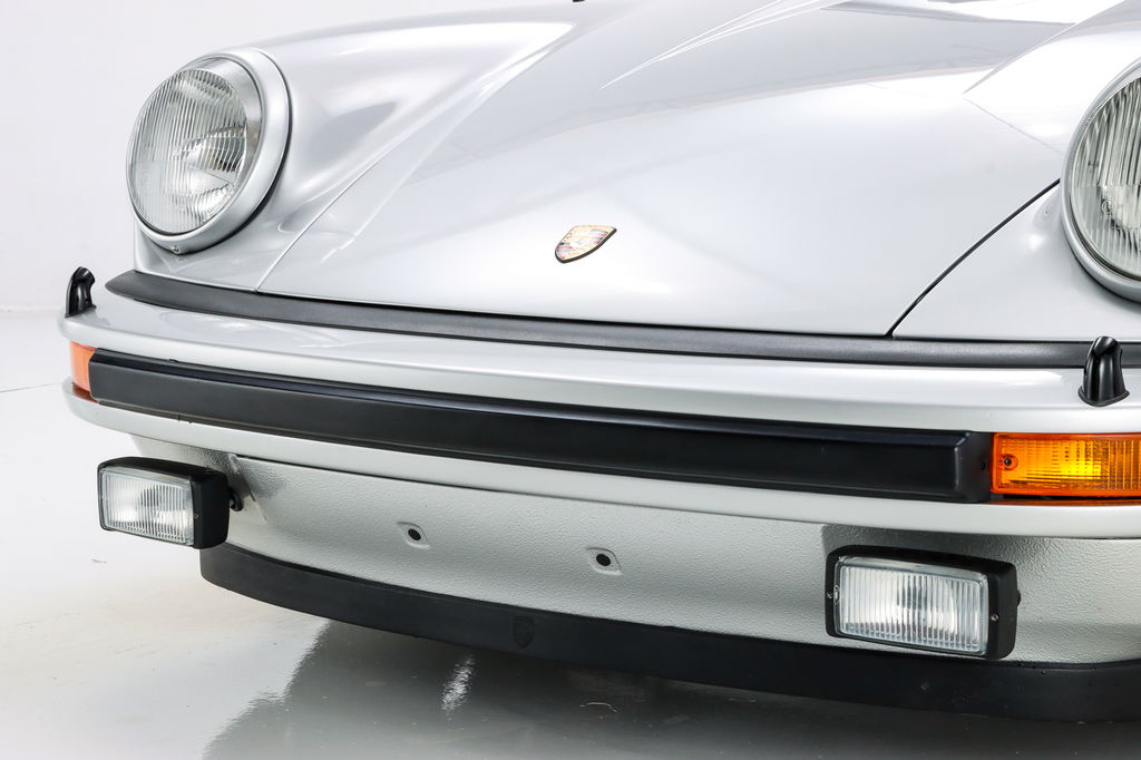 Porsche 911 Turbo 3.0 (US)