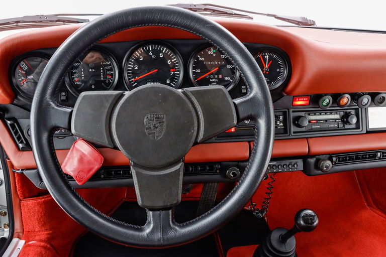 Porsche 911 Turbo 3.0 (US)