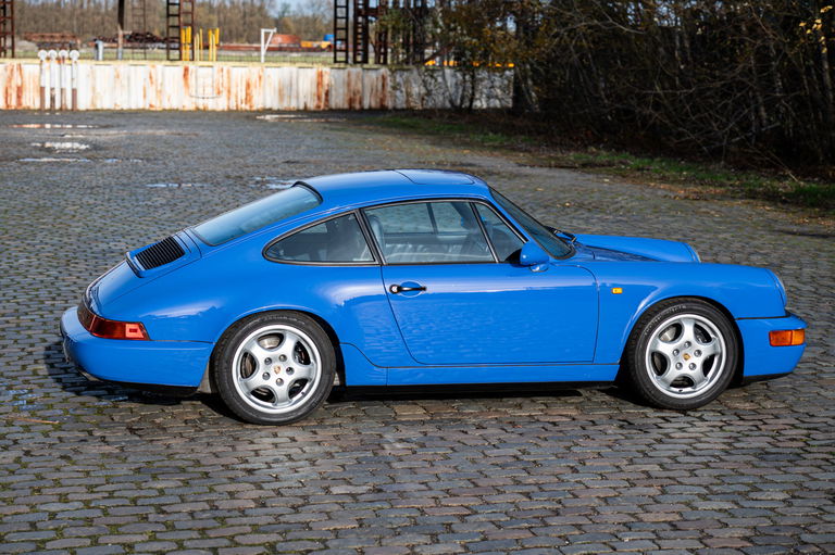 Porsche 964 Carrera 4