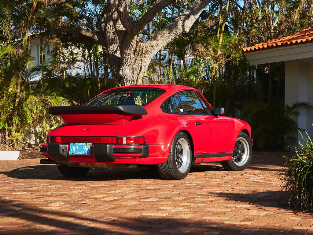Porsche 911 Turbo 3.3 (US)