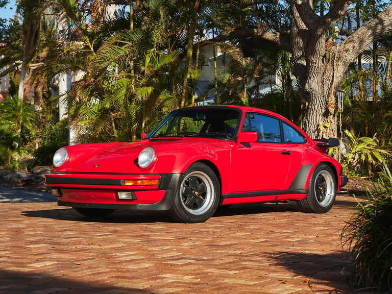 Porsche 911 Turbo 3.3 (US)