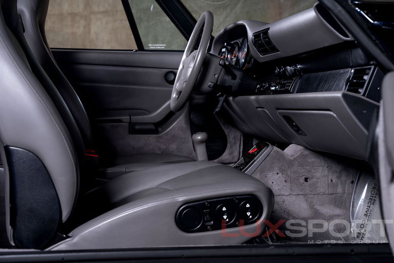 Porsche 993 Carrera 4