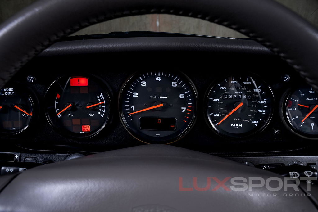 Porsche 993 Carrera 4