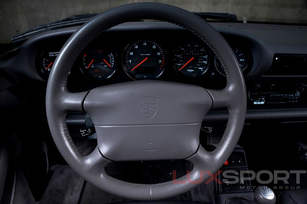 Porsche 993 Carrera 4