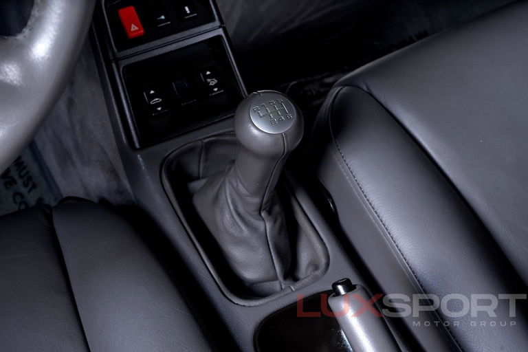 Porsche 993 Carrera 4