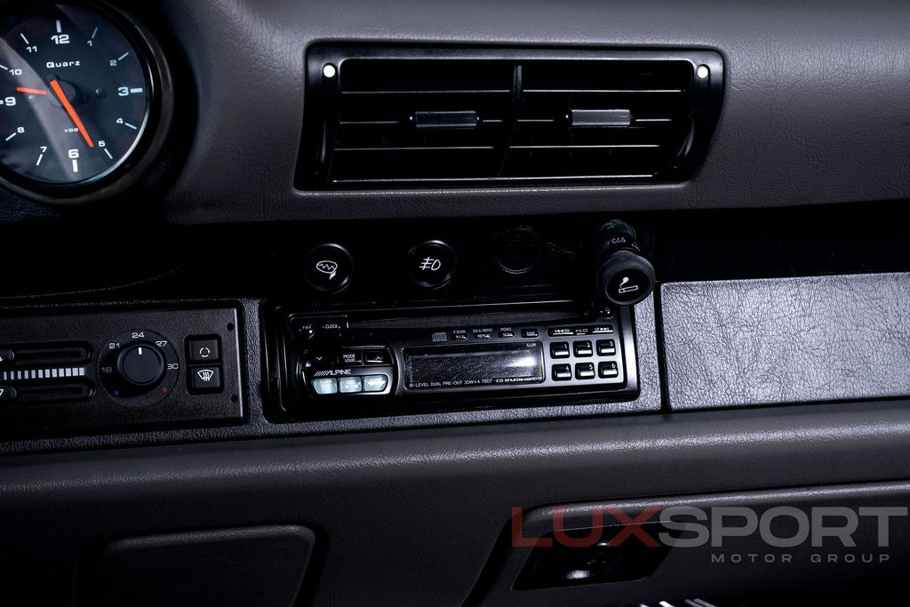 Porsche 993 Carrera 4