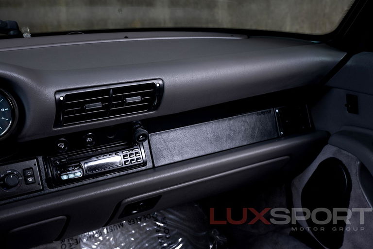 Porsche 993 Carrera 4