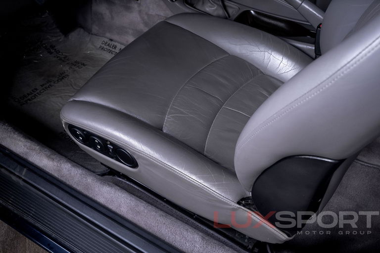 Porsche 993 Carrera 4