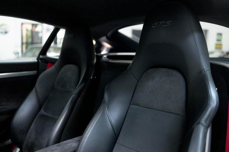 Porsche 981 Cayman GTS