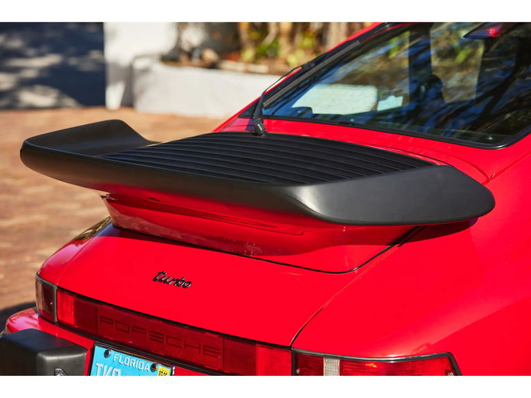 Porsche 911 Turbo 3.3 (US)