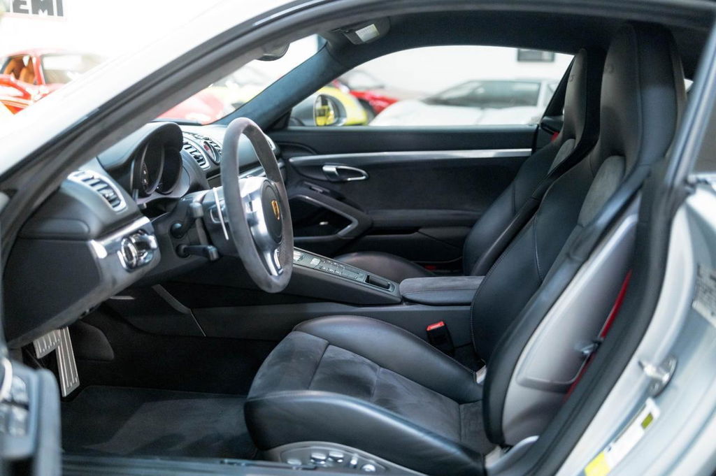 Porsche 981 Cayman GTS