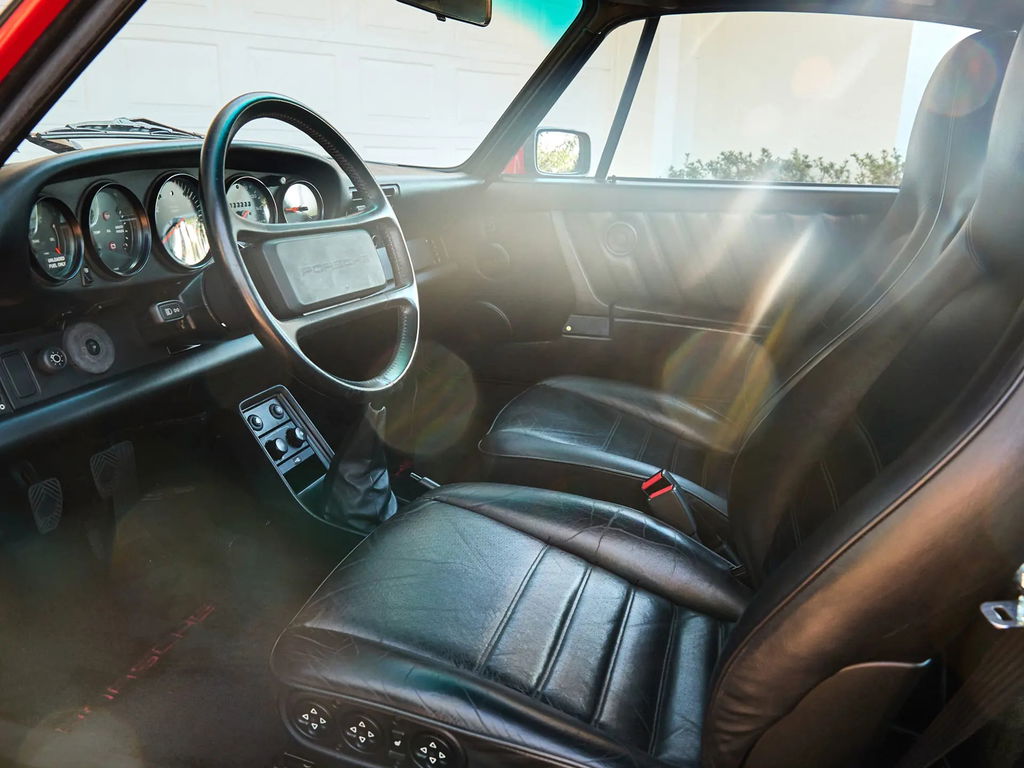 Porsche 911 Turbo 3.3 (US)