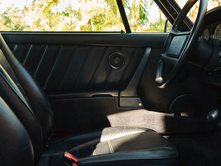 Porsche 911 Turbo 3.3 (US)