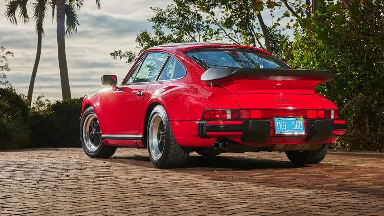 Porsche 911 Turbo 3.3 (US)