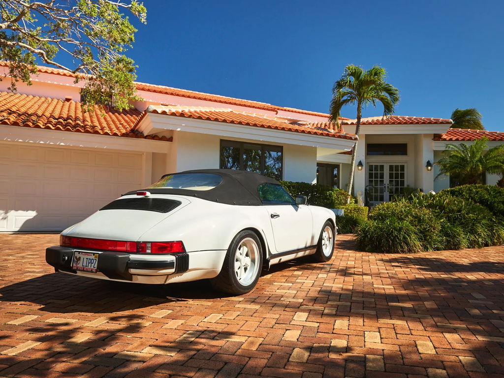 Porsche 911 Carrera 3.2 Speedster (US)