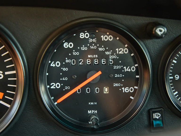 Porsche 911 Turbo 3.3 (US)