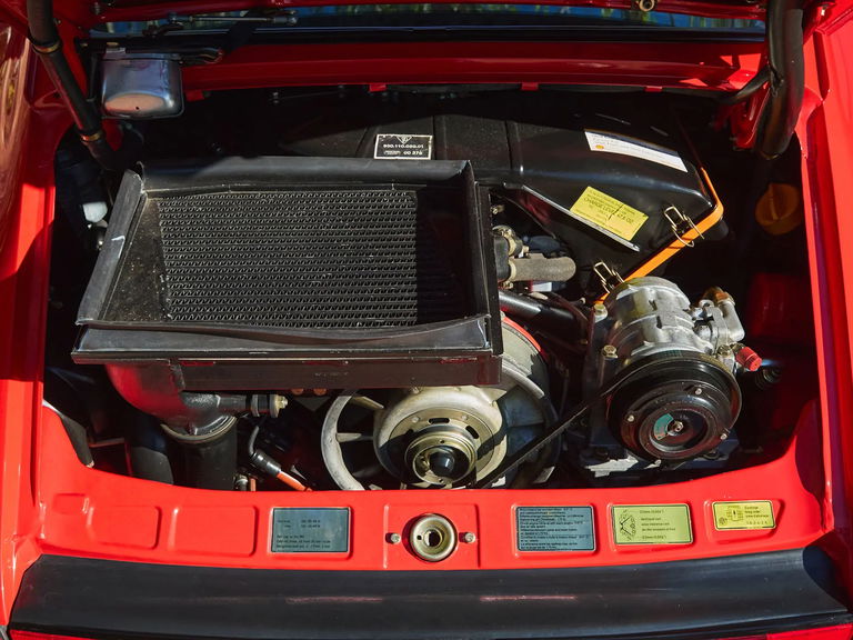 Porsche 911 Turbo 3.3 (US)