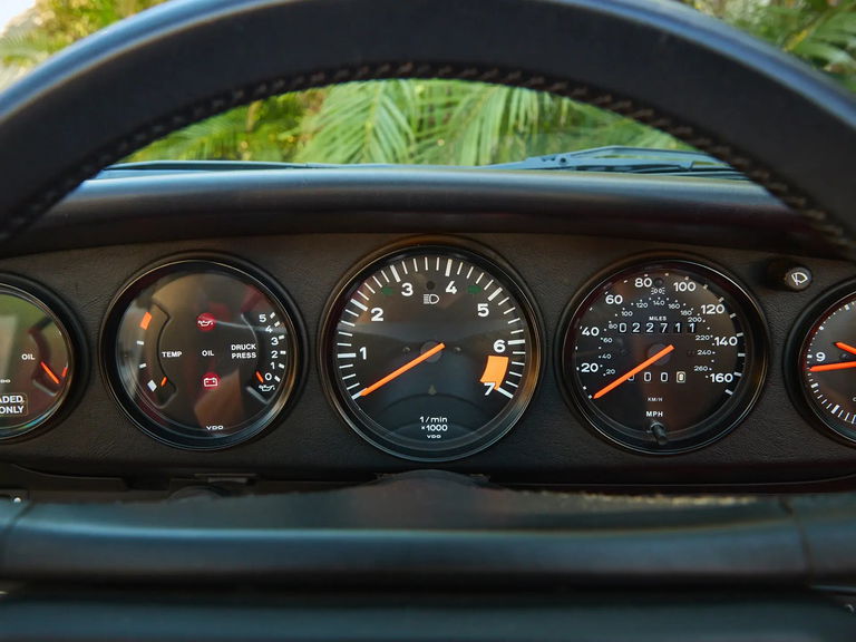 Porsche 911 Carrera 3.2 Speedster (US)