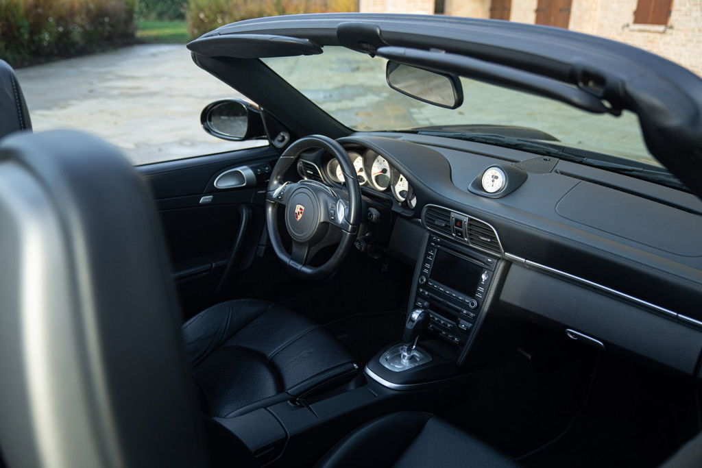 Porsche 997.2 Carrera GTS