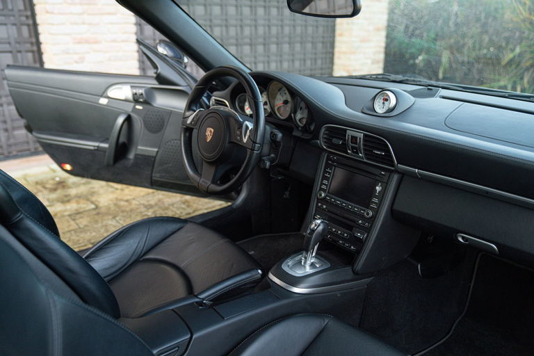 Porsche 997.2 Carrera GTS