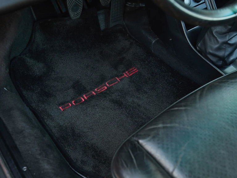 Porsche 911 Turbo 3.3 (US)