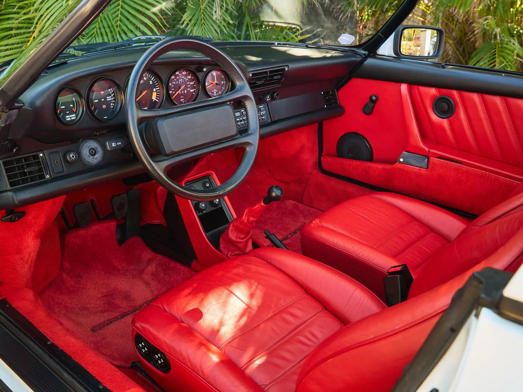 Porsche 911 Carrera 3.2 Speedster (US)